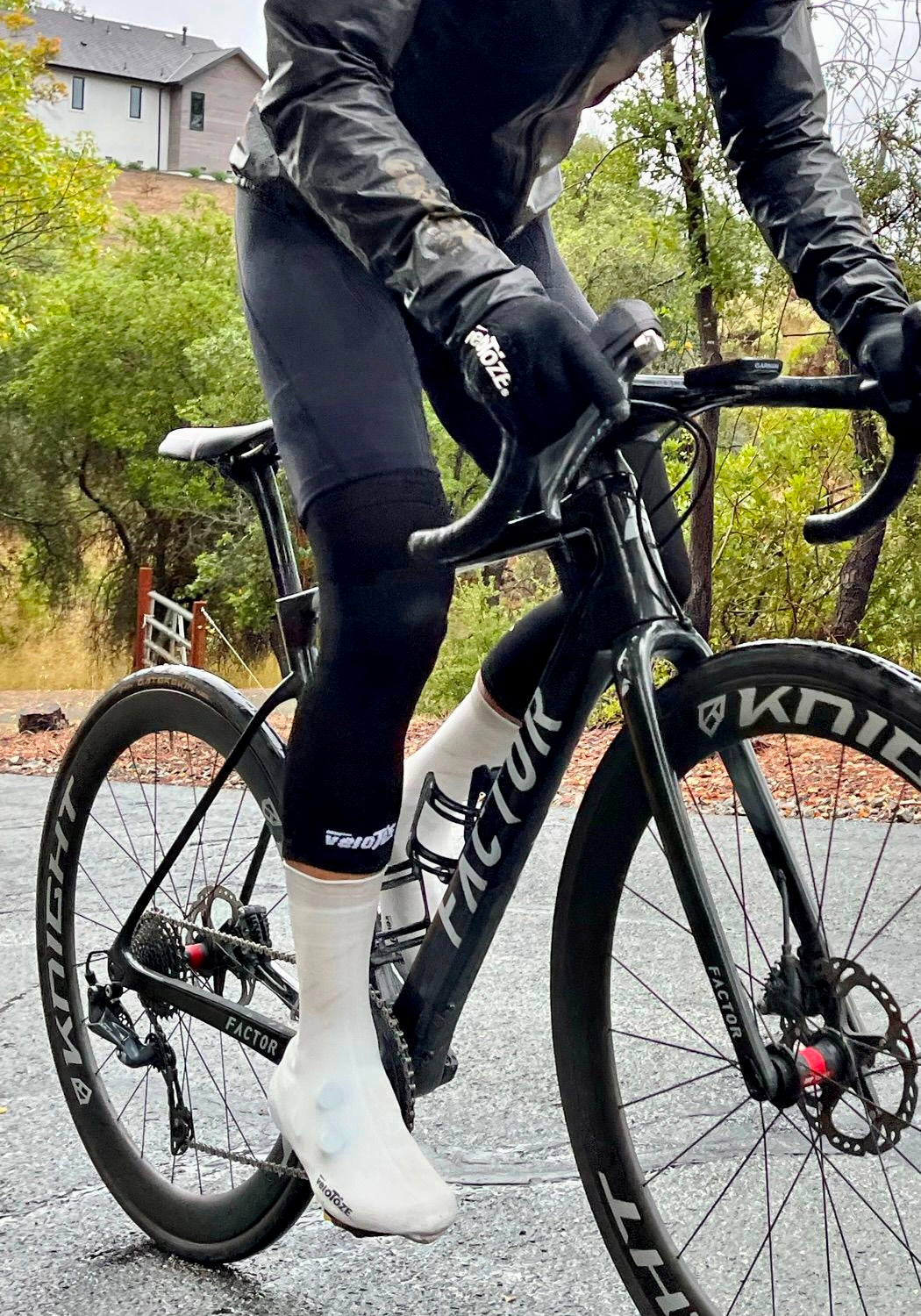 veloToze Graphene Knee Warmers